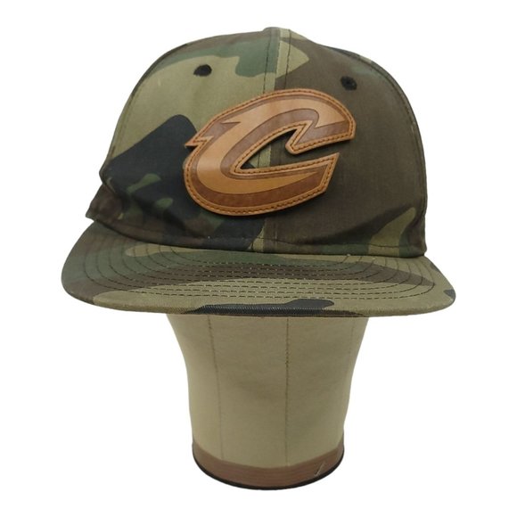 New Era 9Fifty Cleveland Cavaliers Camo Snapback Cap Trucker Basketball NBA Hat - Picture 5 of 12